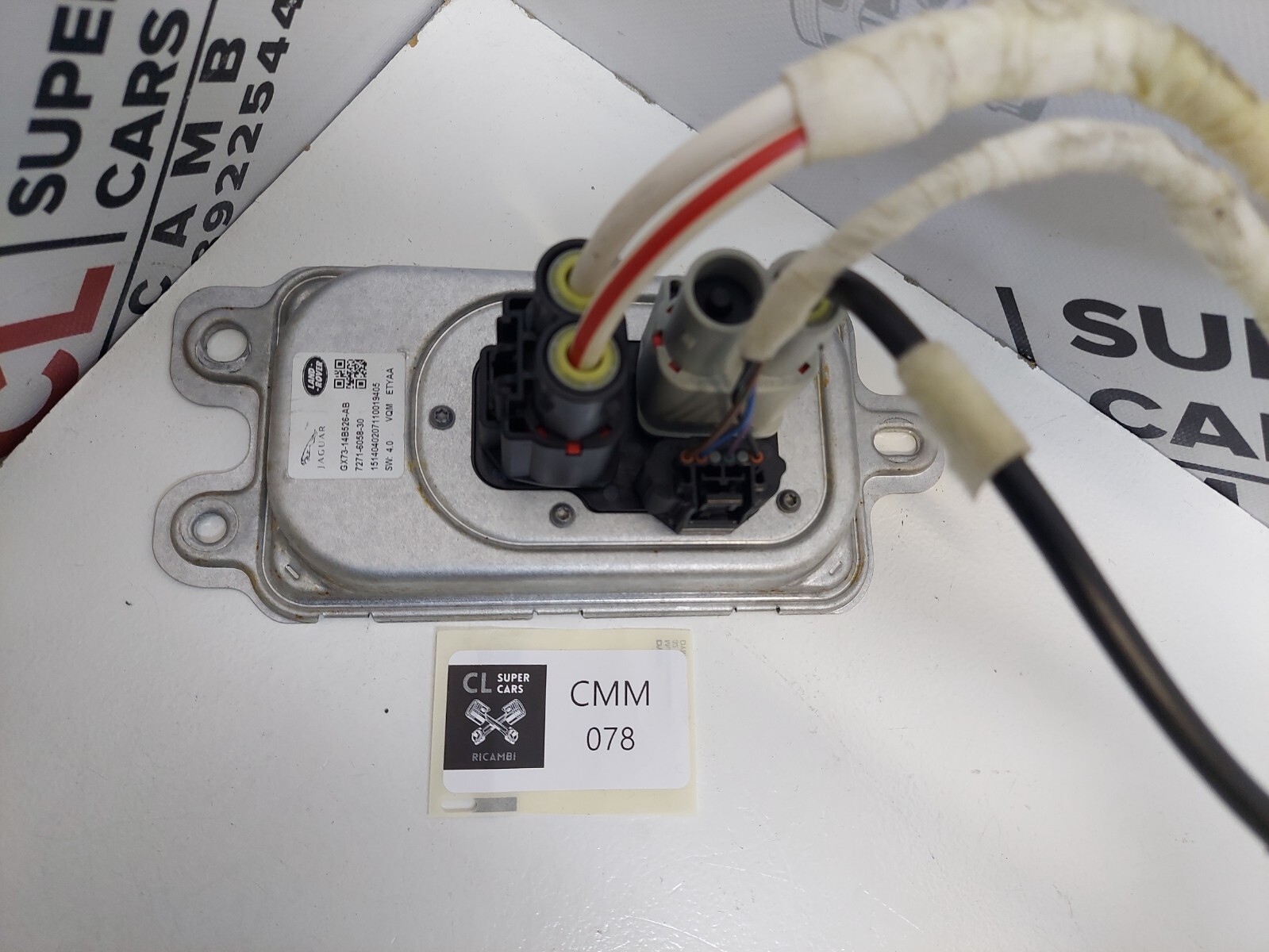 Centralina modulo pompa dell'impianto di iniezione GX73-14B526-AB Jaguar XE - immagine 3