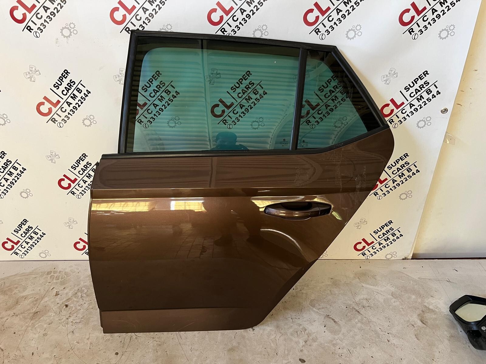 Porta posteriore sinistra SKODA FABIA III 2017 (NJ3) 1.2 TSI 6V6833051A