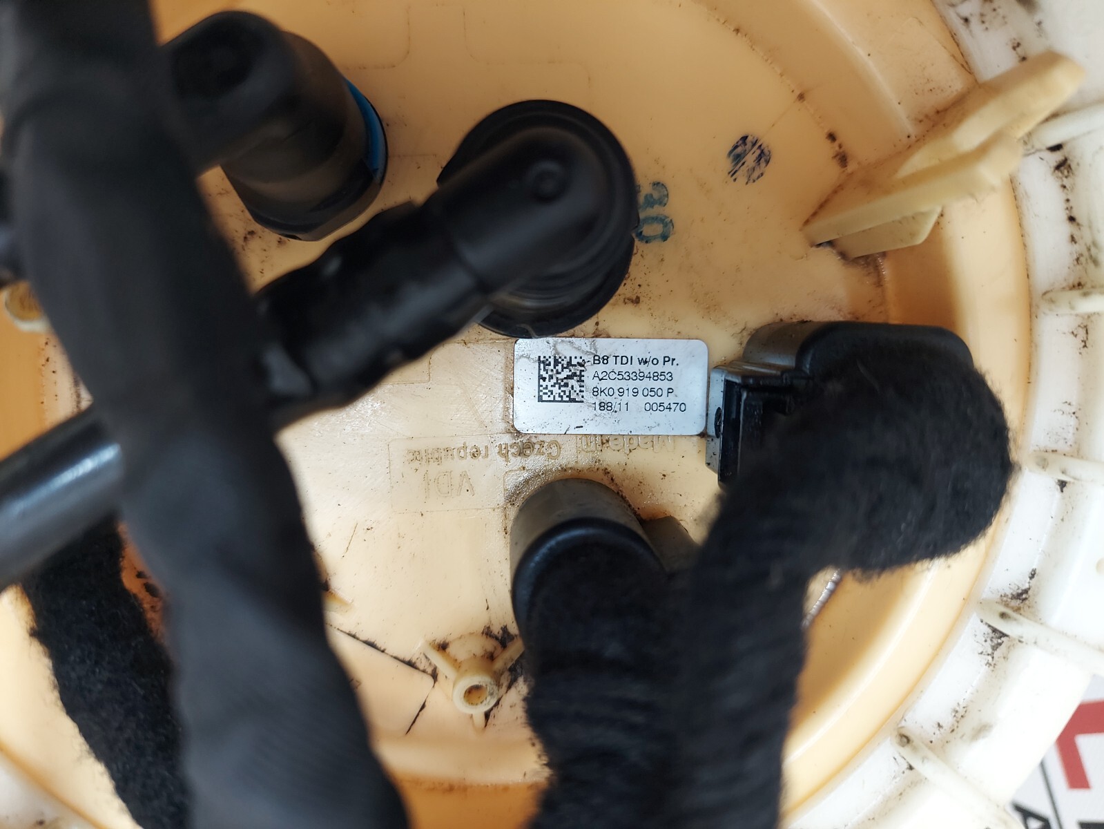 Pompa Carburante Audi A4 b8 avant TDI A2c53394853 8K0919050P - immagine 4