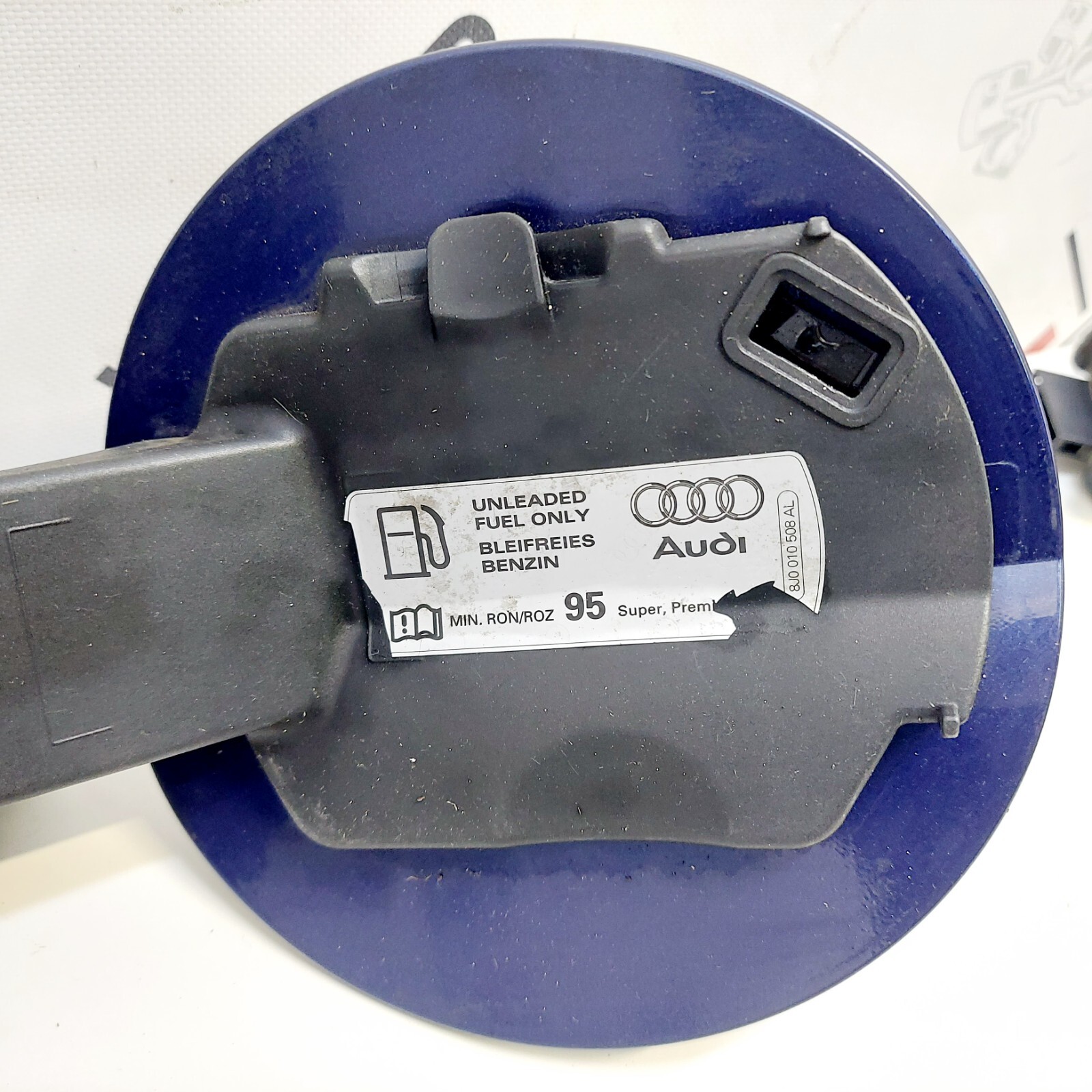 SPORTELLO TAPPO CARBURANTE AUDI A1 1.2 TSI CBZA 2010-2015 - immagine 4
